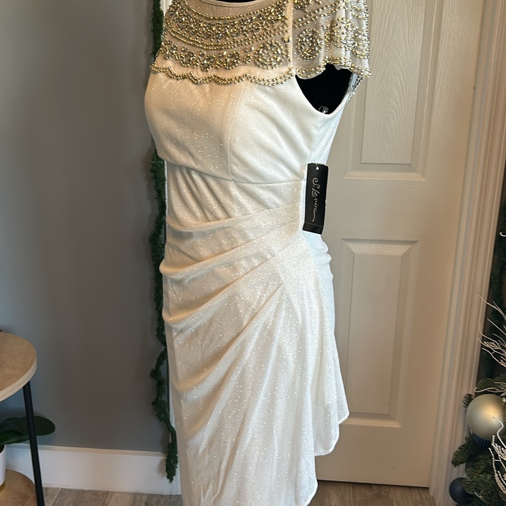 White new dress - Picture 14 of 15